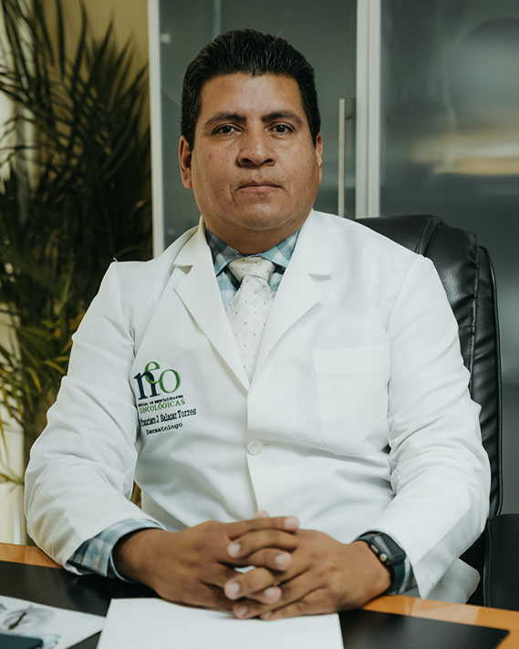 DR FRANCISCO SALAZAR